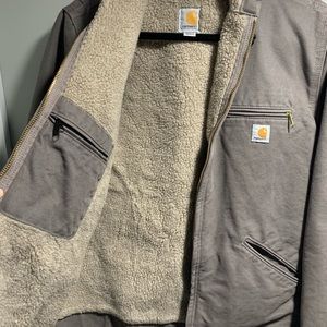 Carhartt Women’s Coat with sherpa lining